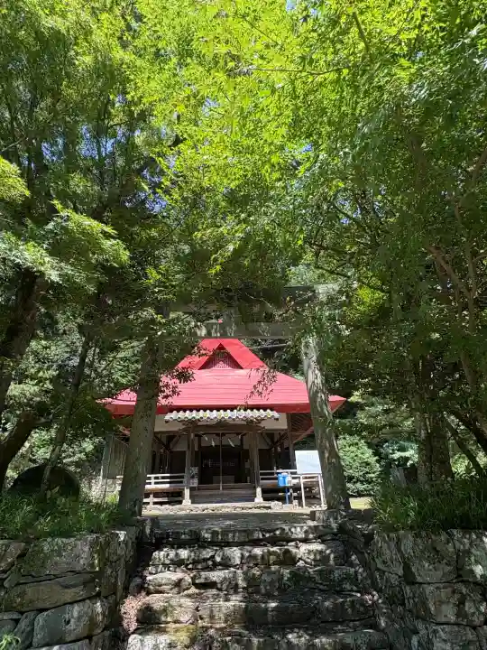 川富神社の本殿・本堂