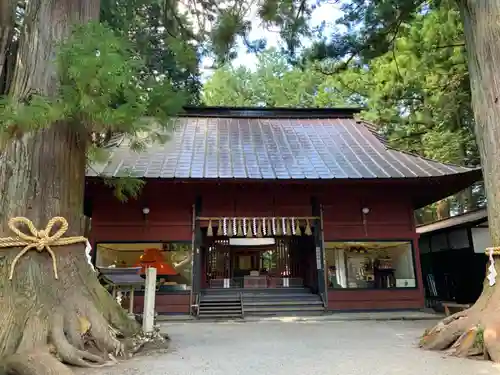 北口本宮冨士浅間神社の本殿