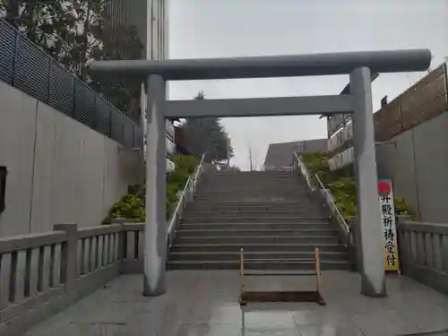 駒込妙義神社の鳥居