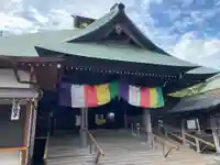 弘明寺の本殿・本堂