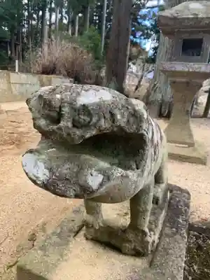 熊野神社の狛犬