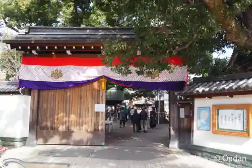 大聖観音寺（あびこ観音）の山門