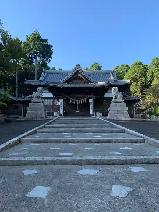 伊奈冨神社の本殿・本堂
