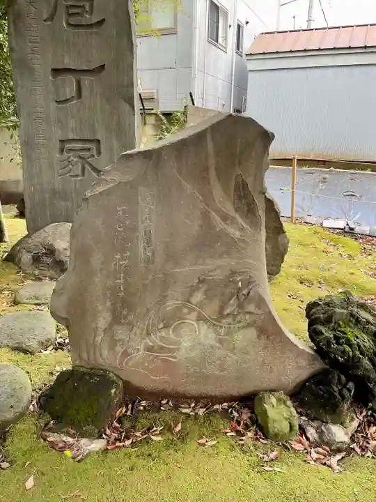 三囲神社(東京都)