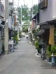 中道八阪神社の周辺