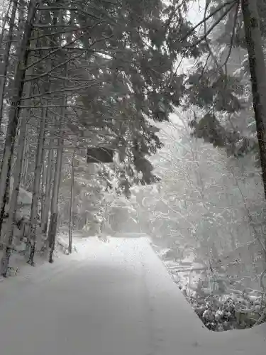 山賊魂稲成神社の{uncategorized: "未分類", other: "その他", undefined: "問題あり", building: "その他建物", grave: "お墓", sacred_gate: "鳥居", guardian: "狛犬", statue: "像", buddha: "仏像", history: "歴史", nature: "自然", garden: "庭園", animal: "動物", pagoda: "塔", temizu: "手水舎", mountain_gate: "山門・神門", sanctuary: "本殿・本堂", subordinate: "末社・摂社", art: "芸術", scenery: "景色", jizo: "地蔵", ema: "絵馬", goshuin: "御朱印", omikuji: "おみくじ", items: "授与品その他", amulet: "お守り", goshuincho: "御朱印帳", eats: "食事", festival: "お祭り", votive_dance: "神楽", shichigosan: "七五三参", wedding: "結婚式", experience: "体験その他", initially: "初詣", around: "周辺", anti_infection: "感染症対策"}