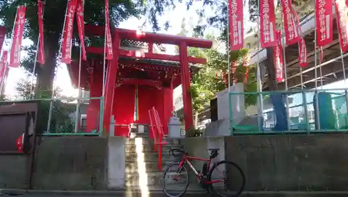 赤稲荷神社のその他建物