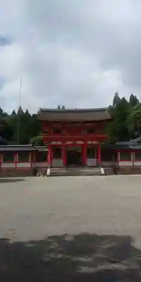 大鳥神社の山門・神門