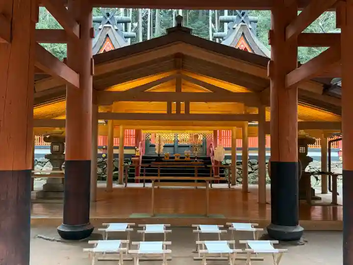 丹生都比売神社の{uncategorized: "未分類", other: "その他", undefined: "問題あり", building: "その他建物", grave: "お墓", sacred_gate: "鳥居", guardian: "狛犬", statue: "像", buddha: "仏像", history: "歴史", nature: "自然", garden: "庭園", animal: "動物", pagoda: "塔", temizu: "手水舎", mountain_gate: "山門・神門", sanctuary: "本殿・本堂", subordinate: "末社・摂社", art: "芸術", scenery: "景色", jizo: "地蔵", ema: "絵馬", goshuin: "御朱印", omikuji: "おみくじ", items: "授与品その他", amulet: "お守り", goshuincho: "御朱印帳", eats: "食事", festival: "お祭り", votive_dance: "神楽", shichigosan: "七五三参", wedding: "結婚式", experience: "体験その他", initially: "初詣", around: "周辺", anti_infection: "感染症対策"}