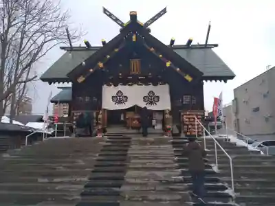 札幌諏訪神社の本殿・本堂