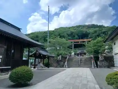 福島稲荷神社の{uncategorized: "未分類", other: "その他", undefined: "問題あり", building: "その他建物", grave: "お墓", sacred_gate: "鳥居", guardian: "狛犬", statue: "像", buddha: "仏像", history: "歴史", nature: "自然", garden: "庭園", animal: "動物", pagoda: "塔", temizu: "手水舎", mountain_gate: "山門・神門", sanctuary: "本殿・本堂", subordinate: "末社・摂社", art: "芸術", scenery: "景色", jizo: "地蔵", ema: "絵馬", goshuin: "御朱印", omikuji: "おみくじ", items: "授与品その他", amulet: "お守り", goshuincho: "御朱印帳", eats: "食事", festival: "お祭り", votive_dance: "神楽", shichigosan: "七五三参", wedding: "結婚式", experience: "体験その他", initially: "初詣", around: "周辺", anti_infection: "感染症対策"}
