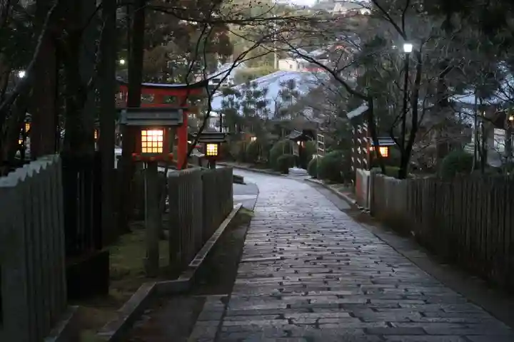 霊山寺の周辺