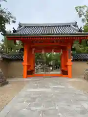 西宮神社の山門