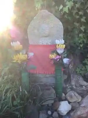 穴田橋のおじぞうさんの地蔵