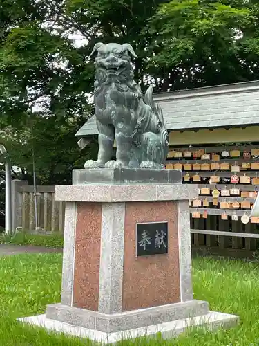 鳥取神社の狛犬