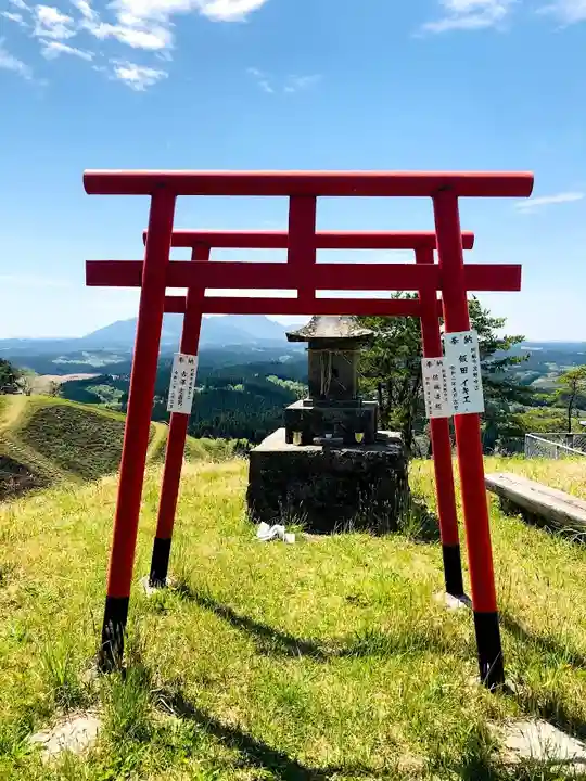 朝日稲荷神社の鳥居