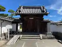 威徳院の山門・神門