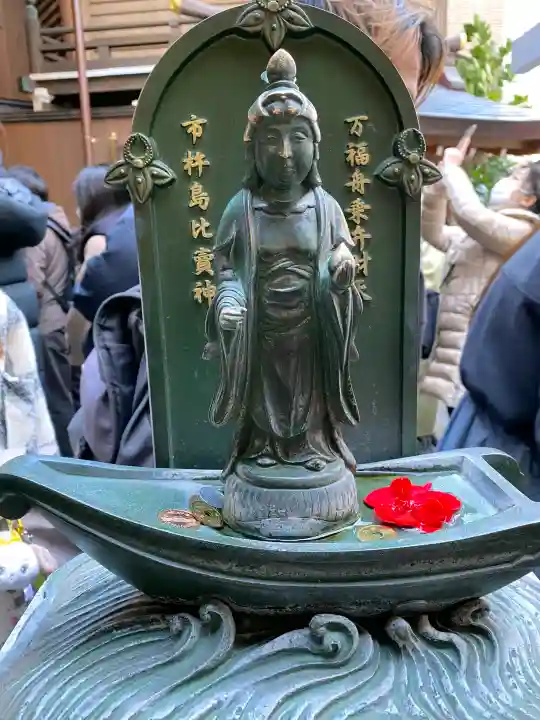 小網神社の{uncategorized: "未分類", other: "その他", undefined: "問題あり", building: "その他建物", grave: "お墓", sacred_gate: "鳥居", guardian: "狛犬", statue: "像", buddha: "仏像", history: "歴史", nature: "自然", garden: "庭園", animal: "動物", pagoda: "塔", temizu: "手水舎", mountain_gate: "山門・神門", sanctuary: "本殿・本堂", subordinate: "末社・摂社", art: "芸術", scenery: "景色", jizo: "地蔵", ema: "絵馬", goshuin: "御朱印", omikuji: "おみくじ", items: "授与品その他", amulet: "お守り", goshuincho: "御朱印帳", eats: "食事", festival: "お祭り", votive_dance: "神楽", shichigosan: "七五三参", wedding: "結婚式", experience: "体験その他", initially: "初詣", around: "周辺", anti_infection: "感染症対策"}