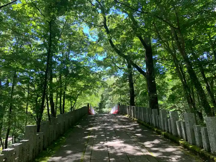 山中諏訪神社のその他建物
