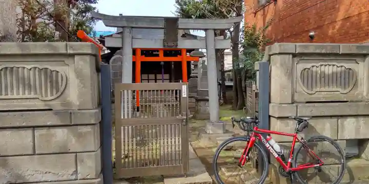 妻戀御社 稲荷神社の鳥居