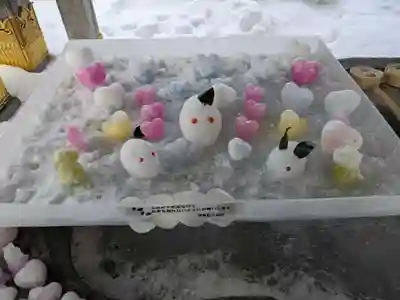 彌彦神社　(伊夜日子神社)の像