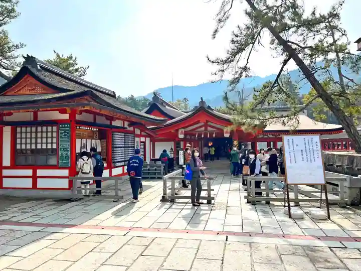 厳島神社(広島県)