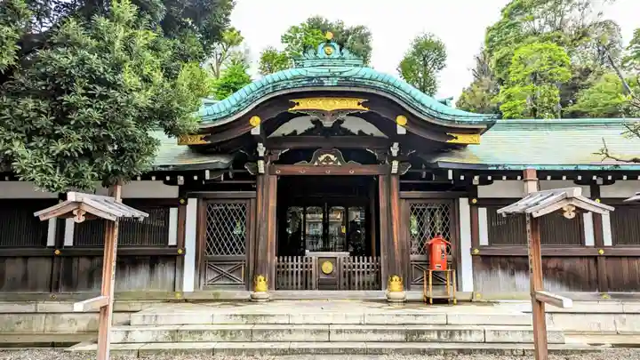 白金氷川神社の本殿・本堂
