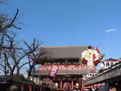 浅草寺の山門・神門
