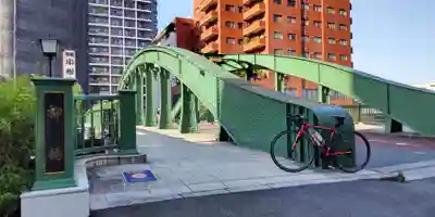 石塚稲荷神社の周辺