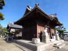 新政成神社の本殿