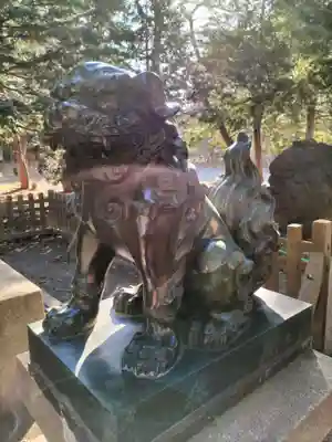北海道神宮の狛犬