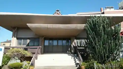 蓮光寺の本殿・本堂