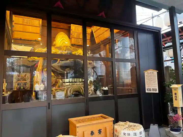 波除神社(波除稲荷神社)の{uncategorized: "未分類", other: "その他", undefined: "問題あり", building: "その他建物", grave: "お墓", sacred_gate: "鳥居", guardian: "狛犬", statue: "像", buddha: "仏像", history: "歴史", nature: "自然", garden: "庭園", animal: "動物", pagoda: "塔", temizu: "手水舎", mountain_gate: "山門・神門", sanctuary: "本殿・本堂", subordinate: "末社・摂社", art: "芸術", scenery: "景色", jizo: "地蔵", ema: "絵馬", goshuin: "御朱印", omikuji: "おみくじ", items: "授与品その他", amulet: "お守り", goshuincho: "御朱印帳", eats: "食事", festival: "お祭り", votive_dance: "神楽", shichigosan: "七五三参", wedding: "結婚式", experience: "体験その他", initially: "初詣", around: "周辺", anti_infection: "感染症対策"}