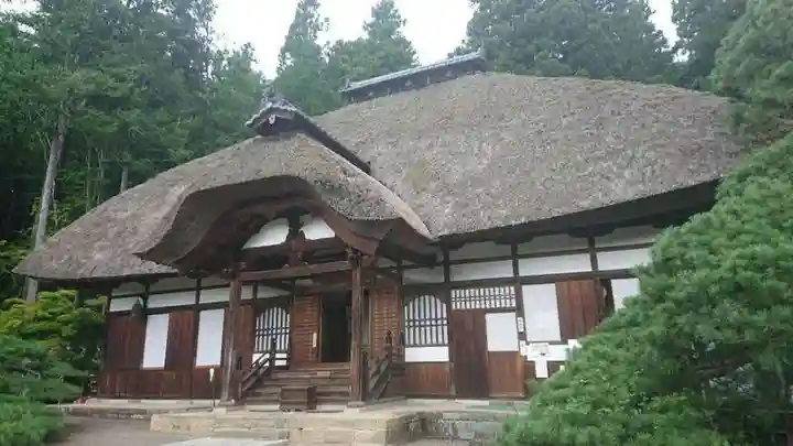 常楽寺の本殿・本堂