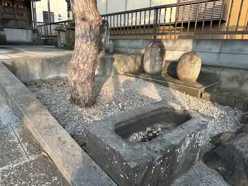 釆女女体神社(埼玉県)