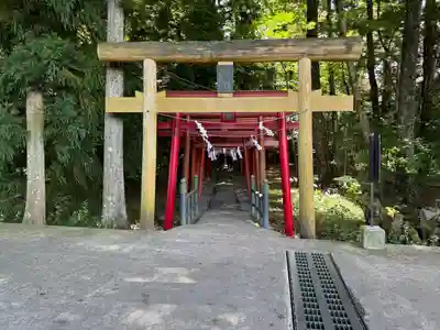 新屋山神社(山梨県)