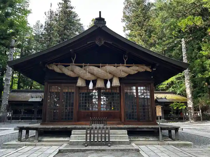 諏訪大社下社春宮(長野県)