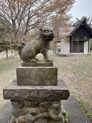 富岡神社の狛犬