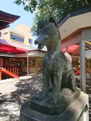 冠稲荷神社の狛犬