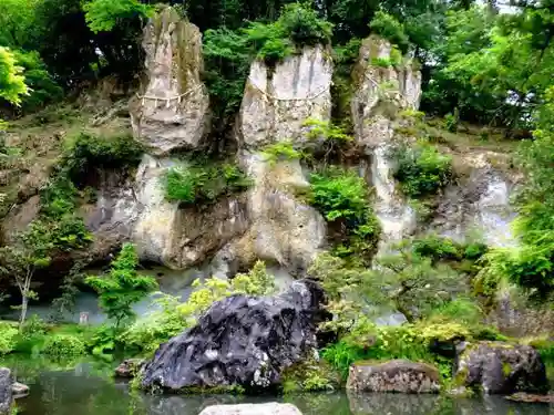 那谷寺の庭園