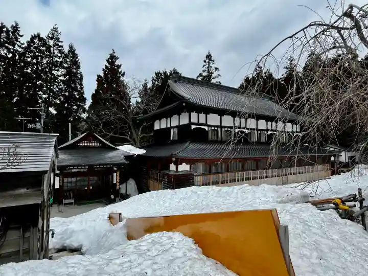 青龍寺(昭和大仏)(青森県)
