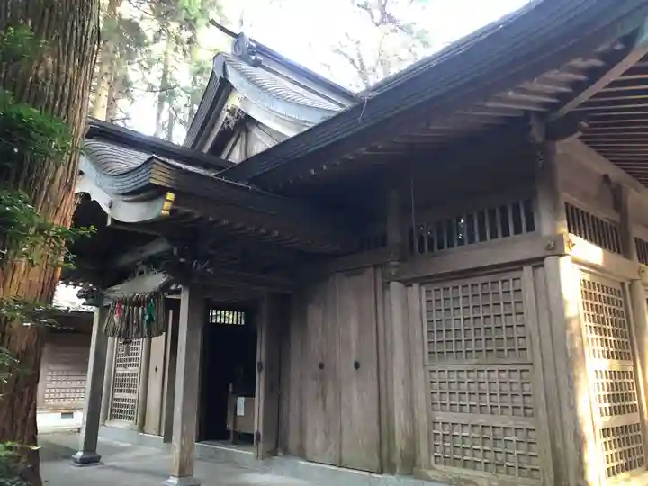槵觸神社の本殿・本堂
