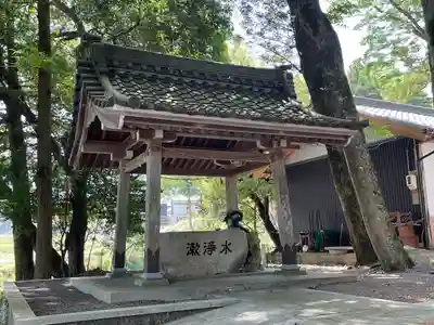 津島神社の手水舎