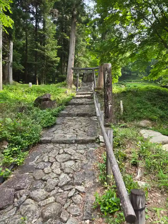 岩屋神社(妙見神社 祖師野八幡宮摂社)(岐阜県)