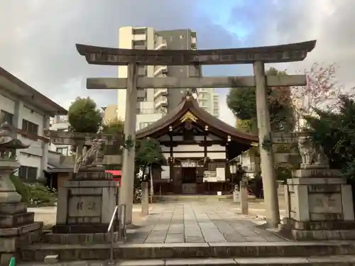 三輪神社の鳥居