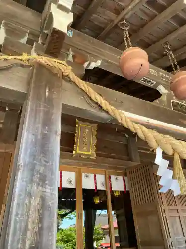 金蛇水神社の{uncategorized: "未分類", other: "その他", undefined: "問題あり", building: "その他建物", grave: "お墓", sacred_gate: "鳥居", guardian: "狛犬", statue: "像", buddha: "仏像", history: "歴史", nature: "自然", garden: "庭園", animal: "動物", pagoda: "塔", temizu: "手水舎", mountain_gate: "山門・神門", sanctuary: "本殿・本堂", subordinate: "末社・摂社", art: "芸術", scenery: "景色", jizo: "地蔵", ema: "絵馬", goshuin: "御朱印", omikuji: "おみくじ", items: "授与品その他", amulet: "お守り", goshuincho: "御朱印帳", eats: "食事", festival: "お祭り", votive_dance: "神楽", shichigosan: "七五三参", wedding: "結婚式", experience: "体験その他", initially: "初詣", around: "周辺", anti_infection: "感染症対策"}