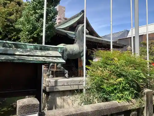 富士浅間神社の像