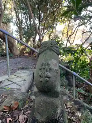 蓬島弁財天の狛犬