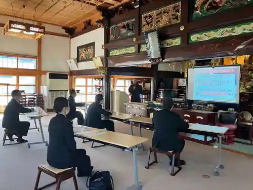 長徳寺の本殿・本堂