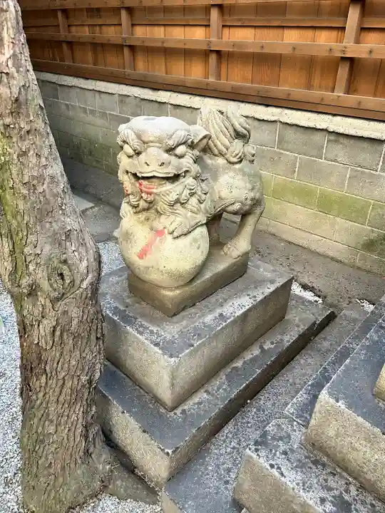 華下天滿神社の狛犬